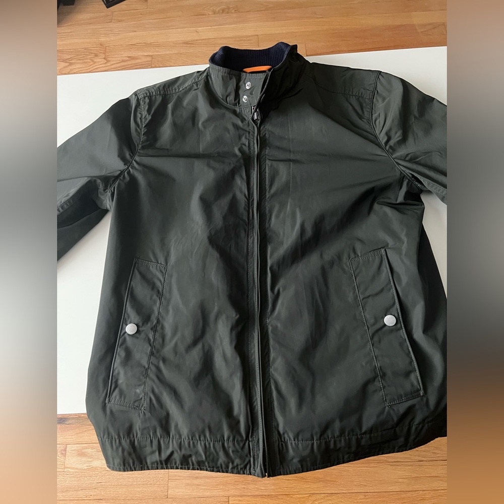 Jack Spade green jacket in medium. Water repellent. Light weight